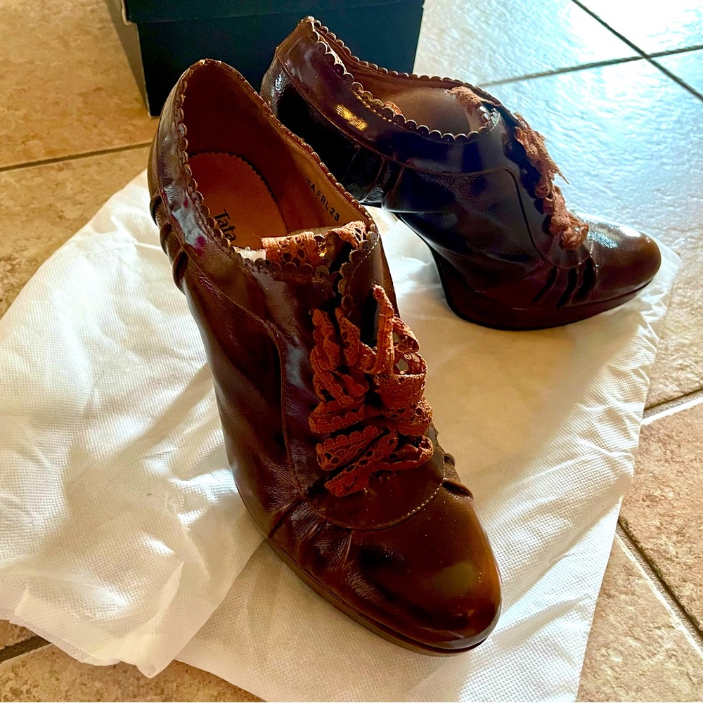 Brand new leather booties